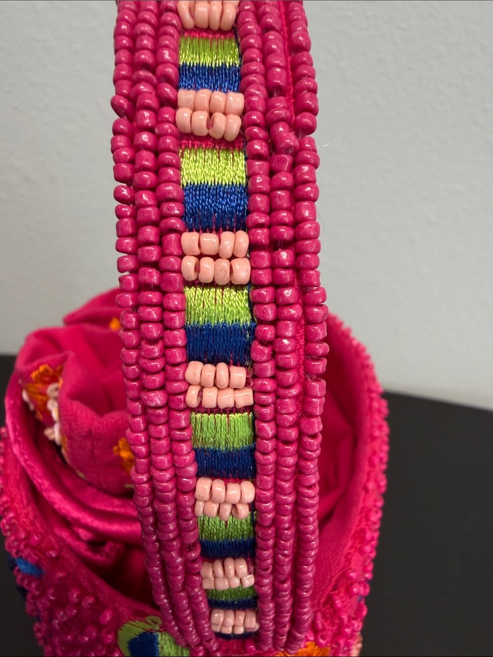 Handcrafted In India | Beaded Tropical Rainforest Macaw Bucket Bag 🦜🦥 🌴 - Picture 8 of 10